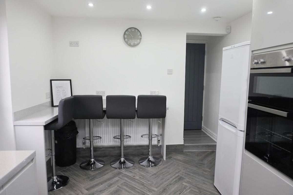 Contractors Dream, 4 Bedroom 2 Bathroom Liverpool Eksteriør bilde