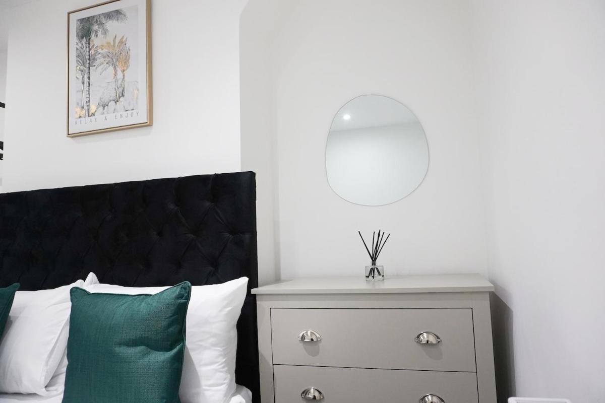 Contractors Dream, 4 Bedroom 2 Bathroom Liverpool Eksteriør bilde