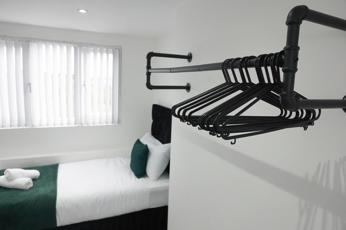 Contractors Dream, 4 Bedroom 2 Bathroom Liverpool Eksteriør bilde