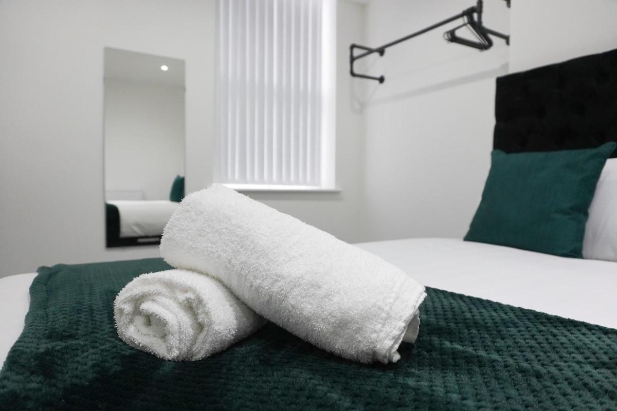Contractors Dream, 4 Bedroom 2 Bathroom Liverpool Eksteriør bilde