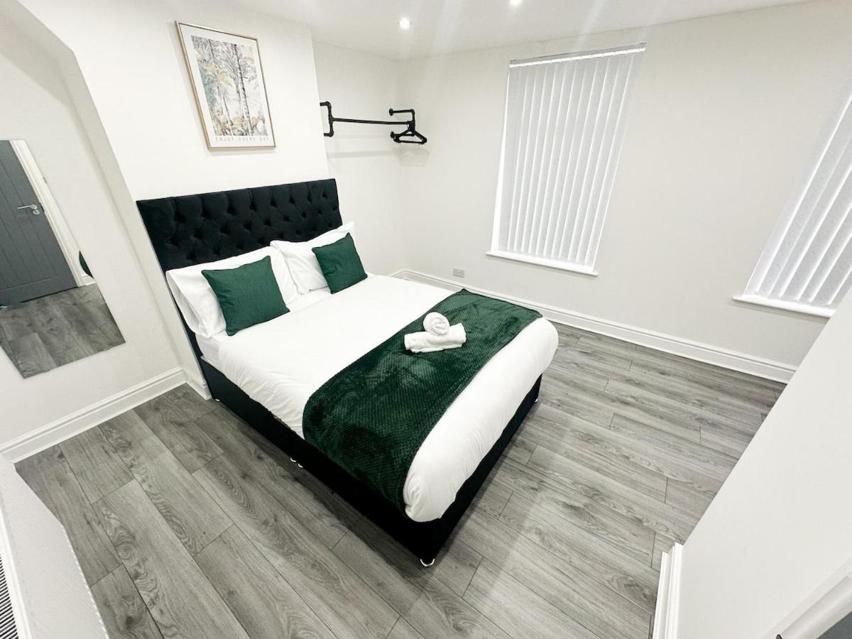 Contractors Dream, 4 Bedroom 2 Bathroom Liverpool Eksteriør bilde