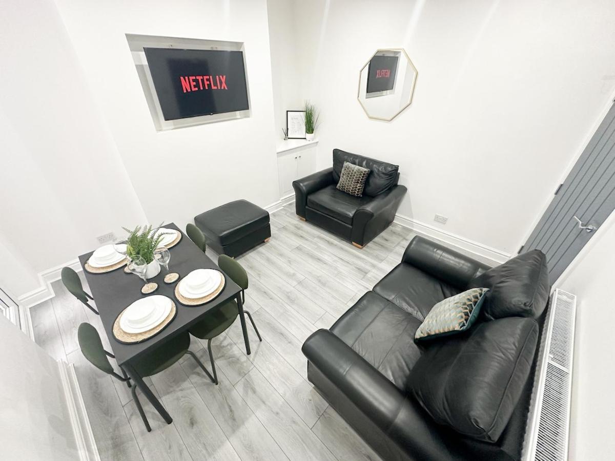 Contractors Dream, 4 Bedroom 2 Bathroom Liverpool Eksteriør bilde